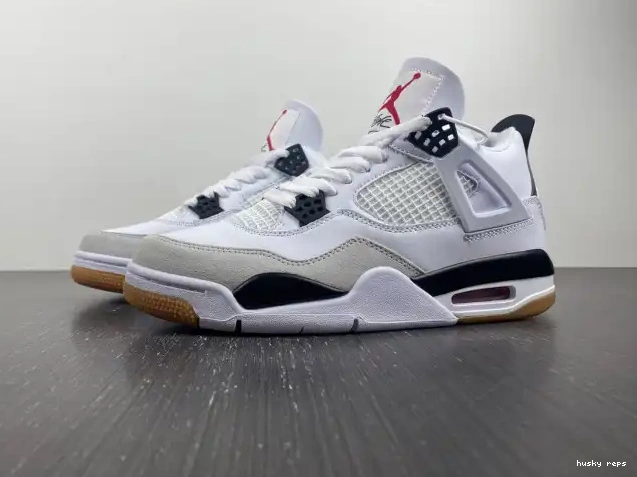Husky DR5415-100 Retro Jordan SB 4 0618